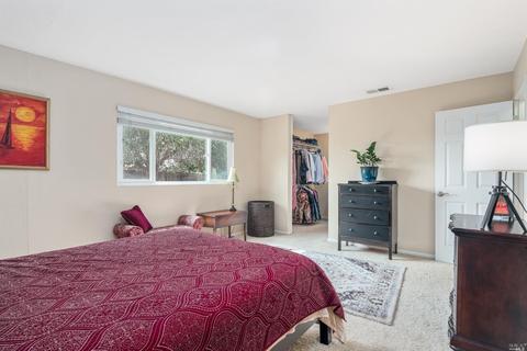 335 Fordham Cir, Vallejo, CA 94589 photo 16