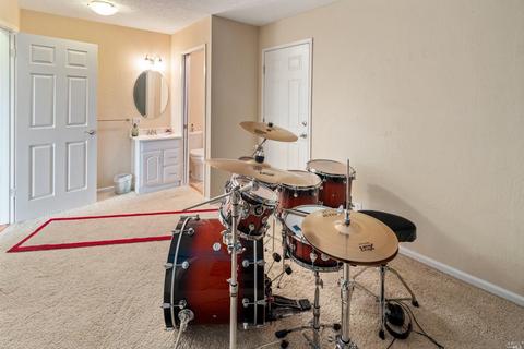 335 Fordham Cir, Vallejo, CA 94589 photo 19