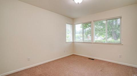 100 Syrah Ct, Cloverdale, CA 95425 photo 15