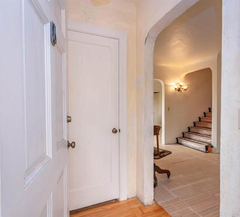 204 E 1st St, Napa, CA 94559 photo 8