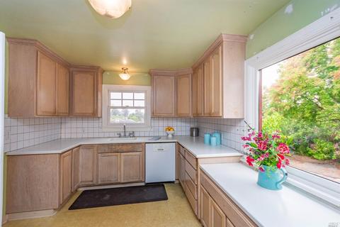 204 E 1st St, Napa, CA 94559 photo 16