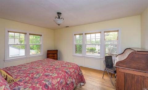 204 E 1st St, Napa, CA 94559 photo 18
