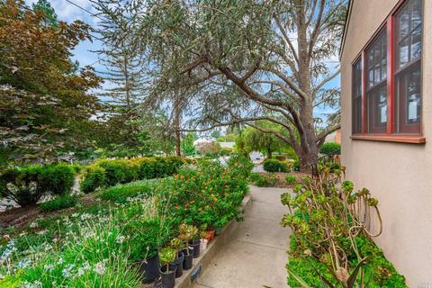 204 E 1st St, Napa, CA 94559 photo 4