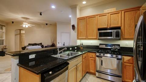 7111 Majestic Vly, Vallejo, CA 94591 photo 4