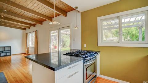 52 Maple Ave, Fairfax, CA 94930 photo 12