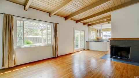 52 Maple Ave, Fairfax, CA 94930 photo 4