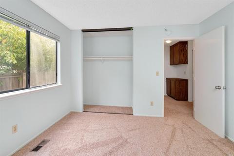 231 Arrowhead Dr, Vallejo, CA 94589 photo 25