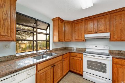 231 Arrowhead Dr, Vallejo, CA 94589 photo 11