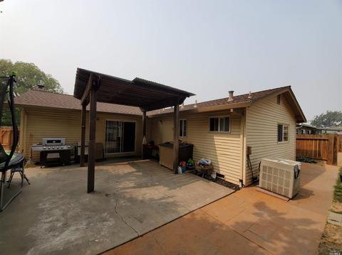 2052 Falcon Ct, Fairfield, CA 94533 photo 13