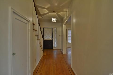 1607 Illinois St, Vallejo, CA 94590 photo 11
