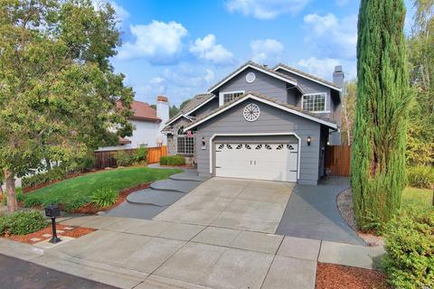 1922 Summit Dr, Fairfield, CA 94534 photo 1