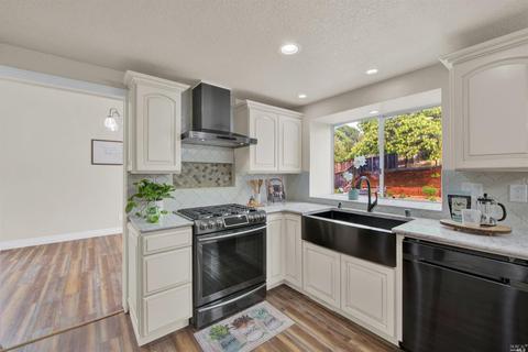 1922 Summit Dr, Fairfield, CA 94534 photo 10