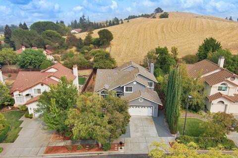 1922 Summit Dr, Fairfield, CA 94534 photo 4