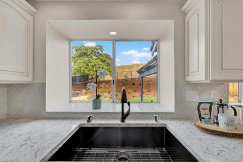1922 Summit Dr, Fairfield, CA 94534 photo 11