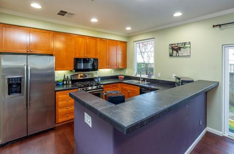 7837 Revard Ct, Cotati, CA 94931 photo 4