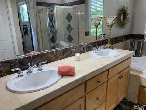 821 Walden Ct, Fairfield, CA 94533 photo 16