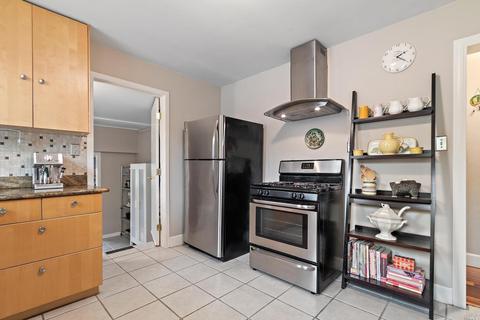 1027 E 3rd St, Benicia, CA 94510 photo 22