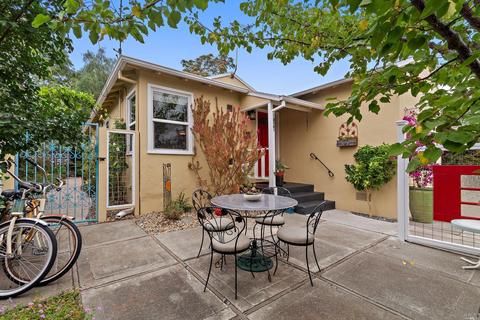 1027 E 3rd St, Benicia, CA 94510 photo 10