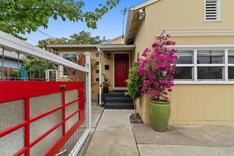 1027 E 3rd St, Benicia, CA 94510 photo 3
