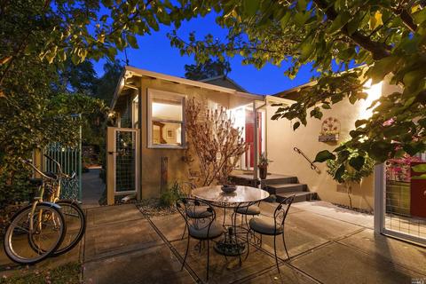 1027 E 3rd St, Benicia, CA 94510 photo 11