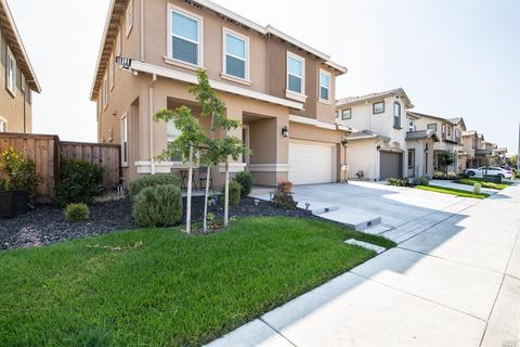437 Epic St, Vacaville, CA 95688 photo 3