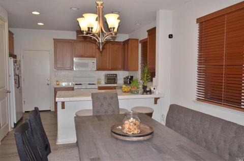 1351 Eucalyptus Dr, Vallejo, CA 94591 photo 5