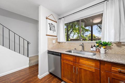 7964 Sunflower Dr, Cotati, CA 94931 photo 7