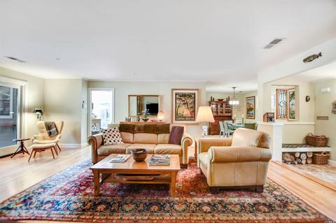 324 E Macarthur St, Sonoma, CA 95476 photo 3
