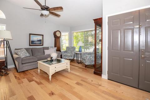1036 Hampshire Ln, Windsor, CA 95492 photo 4