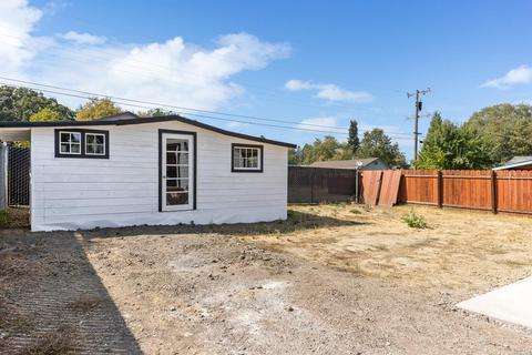 1398 Eva Clair St, Willits, CA 95490 photo 24
