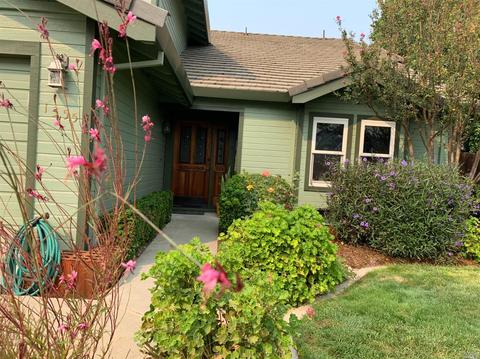 1355 Parkgreen Dr, Dixon, CA 95620 photo 4