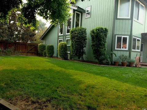1355 Parkgreen Dr, Dixon, CA 95620 photo 9