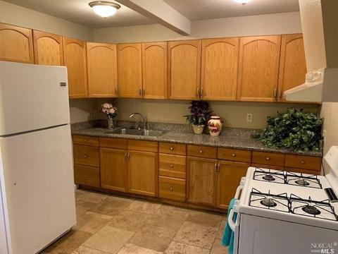 514 La Jolla St, Vallejo, CA 94591 photo 11