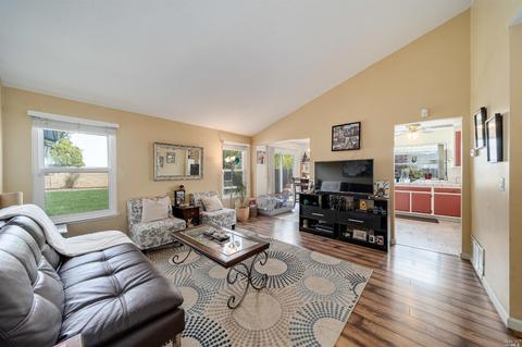 569 Silverado Cir, Fairfield, CA 94534 photo 7