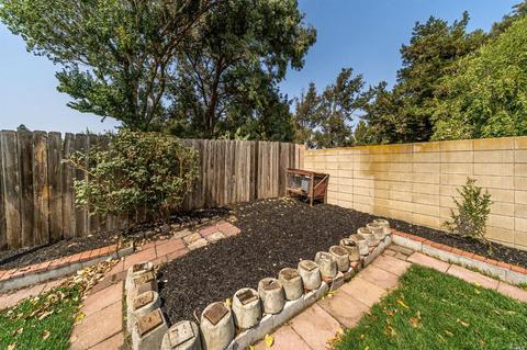 569 Silverado Cir, Fairfield, CA 94534 photo 25