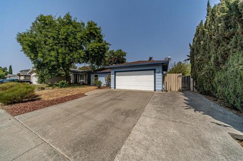 569 Silverado Cir, Fairfield, CA 94534 photo 2