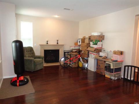 1061 Madrone Ave, Vallejo, CA 94592 photo 4