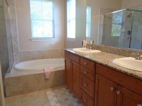 1061 Madrone Ave, Vallejo, CA 94592 photo 23