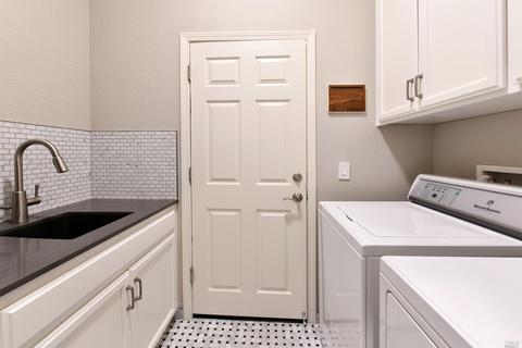 301 Decanter Cir, Windsor, CA 95492 photo 22