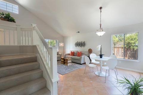 9996 Wallace Way, Windsor, CA 95492 photo 2