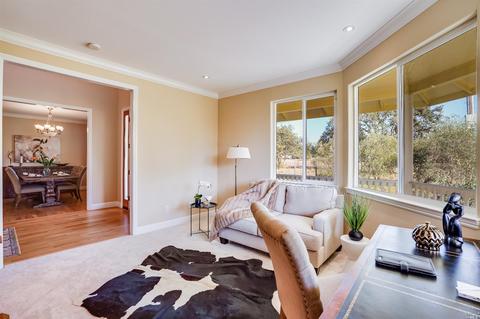10377 Hillview Rd, Windsor, CA 95492 photo 8
