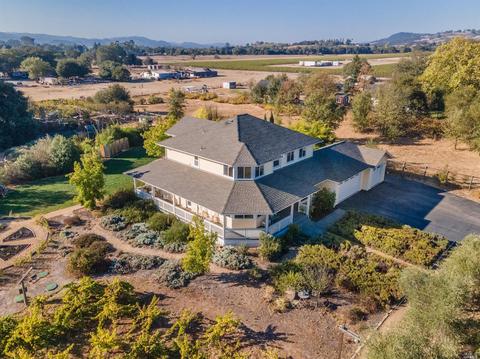 10377 Hillview Rd, Windsor, CA 95492 photo 1