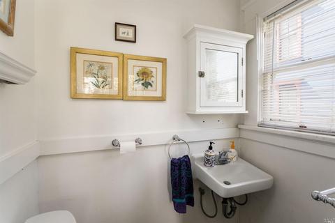 1325 Sutter St, Vallejo, CA 94590 photo 14