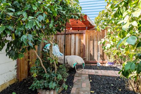 1325 Sutter St, Vallejo, CA 94590 photo 28