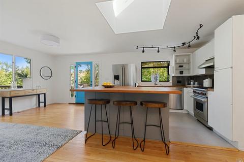 97 Berkeley Ave, San Anselmo, CA 94960 photo 7