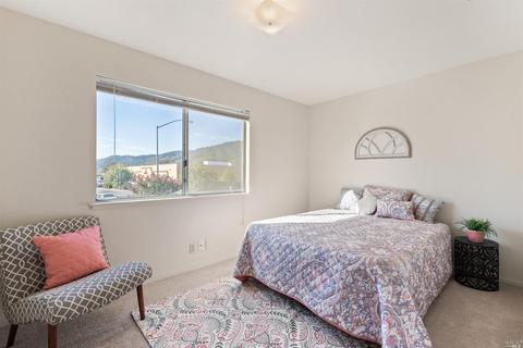 202 Main Cir, Ukiah, CA 95482 photo 15