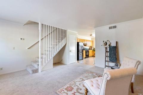 202 Main Cir, Ukiah, CA 95482 photo 3