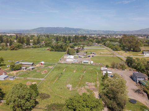 1430 Helman Ln, Cotati, CA 94931 photo 5