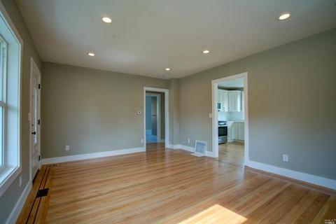176 Mountain View Ave, Vallejo, CA 94590 photo 6
