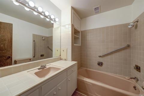 375 Crown Rd, Kentfield, CA 94904 photo 21